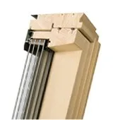 Энергосберегающее деревянное мансардное окно, FTT-U8 Thermo, 94x140, Среднеповоротное открывание, Fakro